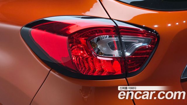 Renault Korea QM3 2014 — photo 9