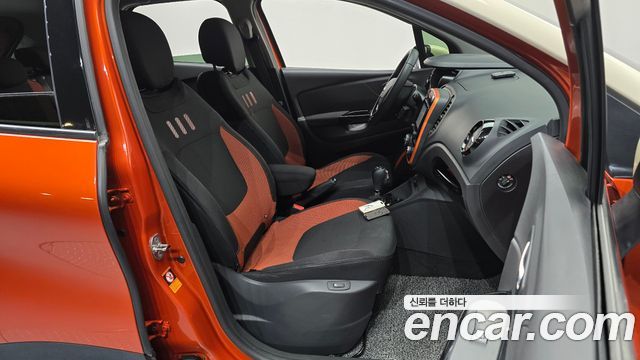 Renault Korea QM3 2014 — photo 16