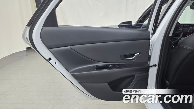 Hyundai AVANTE 2026 — photo 15