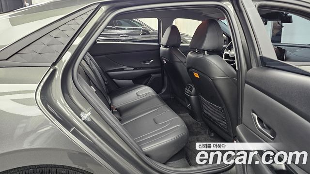 Hyundai AVANTE 2024 — photo 17