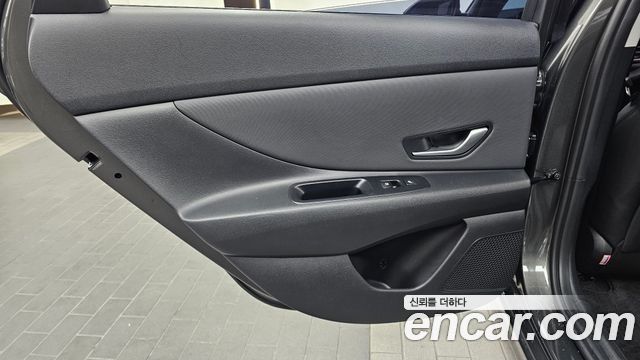 Hyundai AVANTE 2024 — photo 15