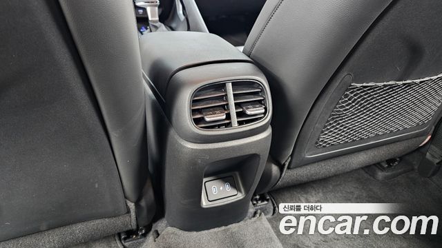 Hyundai AVANTE 2024 — photo 31