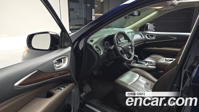 Infiniti QX60 2017 — photo 10