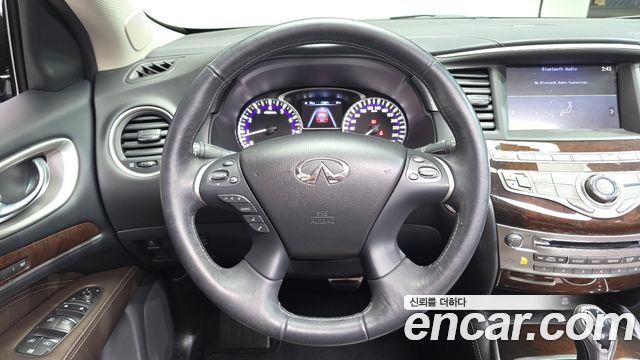 Infiniti QX60 2017 — photo 13