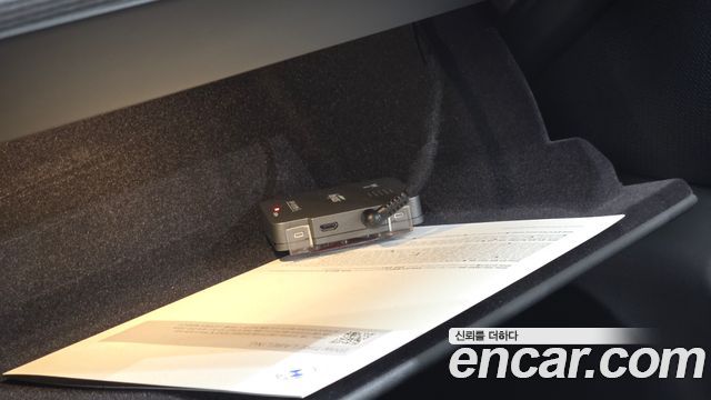 BMW 5-Series 2025 — photo 34