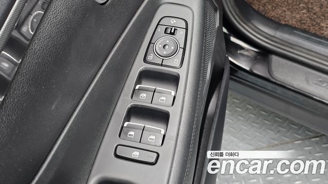 Hyundai Santafe 2021 — photo 23