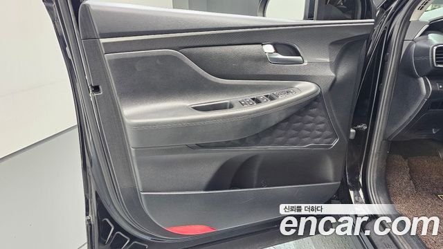 Hyundai Santafe 2021 — photo 14