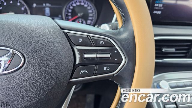 Hyundai Santafe 2021 — photo 27