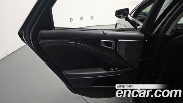 Kia K8 2023 — photo 15