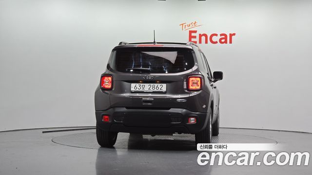 Jeep Renegade 2018 — photo 4