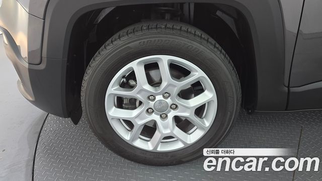 Jeep Renegade 2018 — photo 5