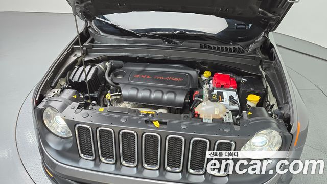 Jeep Renegade 2018 — photo 6