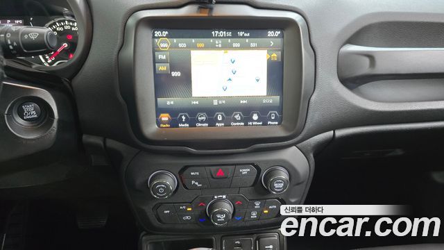 Jeep Renegade 2018 — photo 18