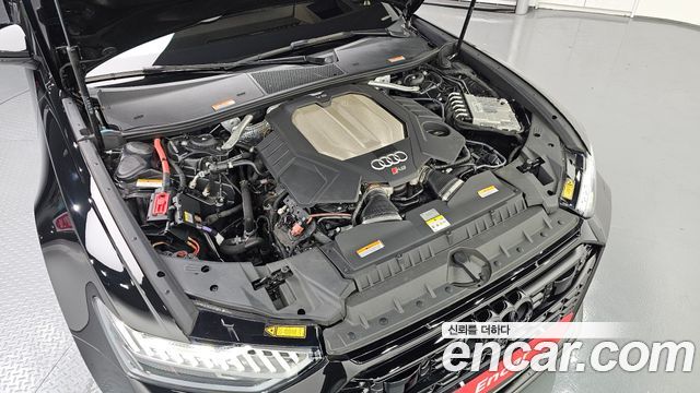Audi RS6 2022 — photo 6
