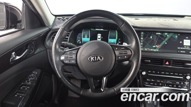 Kia K7 2020 — photo 18