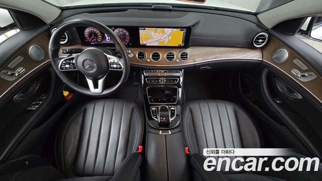 Mercedes-Benz E-Class 2019 — photo 7