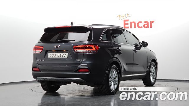 Kia Sorento 2016 — photo 2