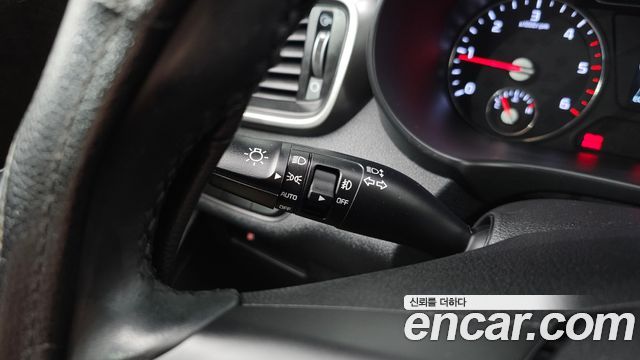 Kia Sorento 2016 — photo 17