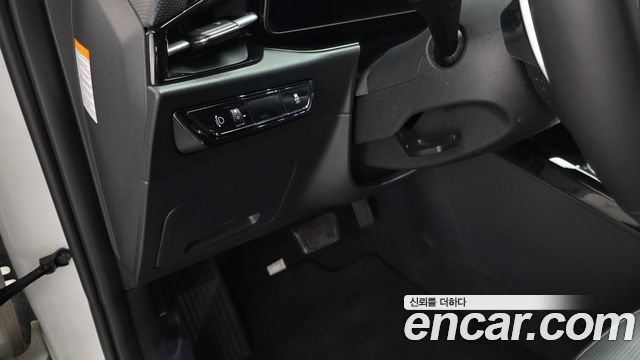 Kia Niro 2023 — photo 14