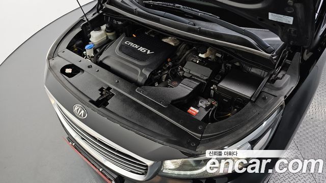 Kia Canival 2018 — photo 6