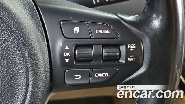 Kia Canival 2018 — photo 16
