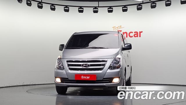 Hyundai Starex 2017 — photo 3