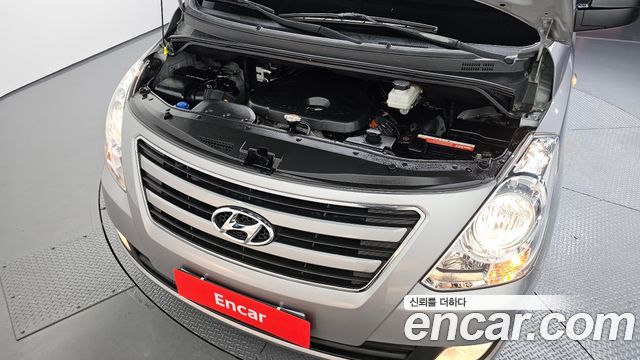 Hyundai Starex 2017 — photo 6
