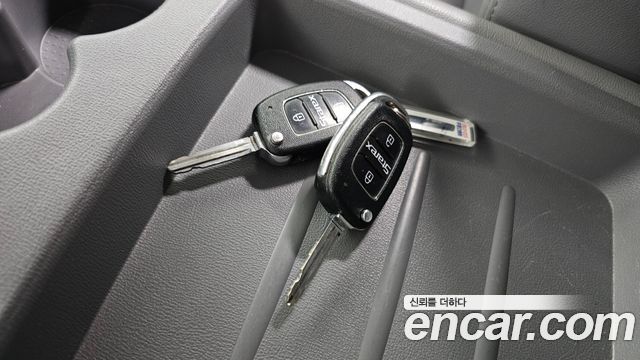 Hyundai Starex 2017 — photo 22