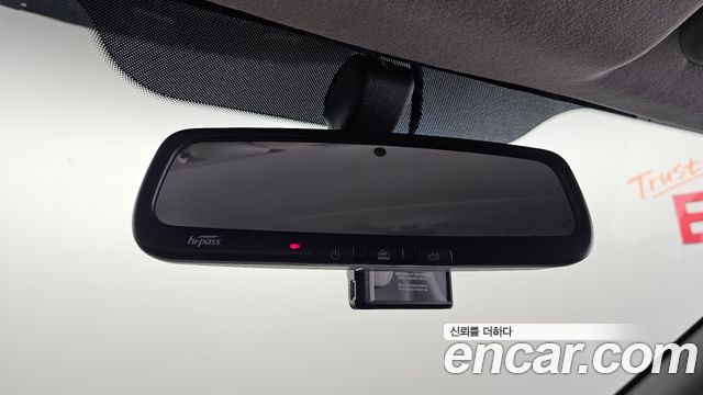 Hyundai Starex 2017 — photo 26