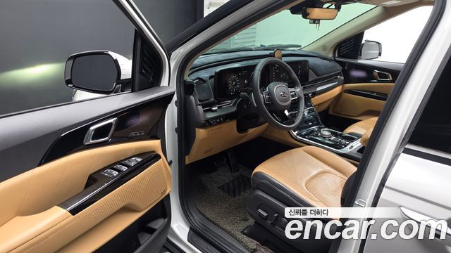 Kia Canival 2021 — photo 13