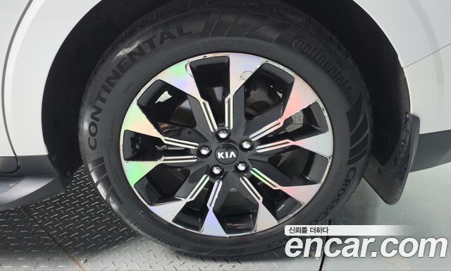 Kia Canival 2021 — photo 7