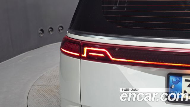 Kia Canival 2021 — photo 9