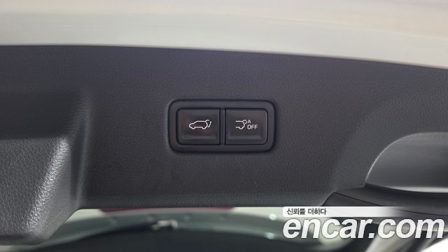 Kia Canival 2021 — photo 35