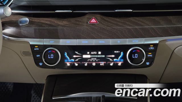 Genesis G80 2022 — photo 18