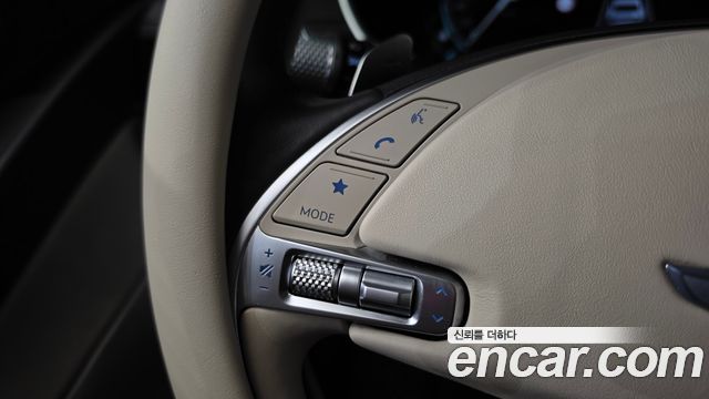 Genesis G80 2022 — photo 23