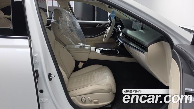 Genesis G80 2022 — photo 16