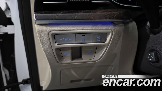 Genesis G80 2022 — photo 48