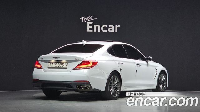 Genesis G70 2018 — photo 2