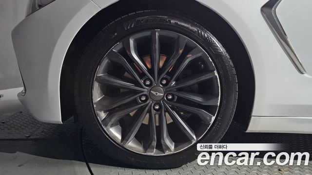 Genesis G70 2018 — photo 5