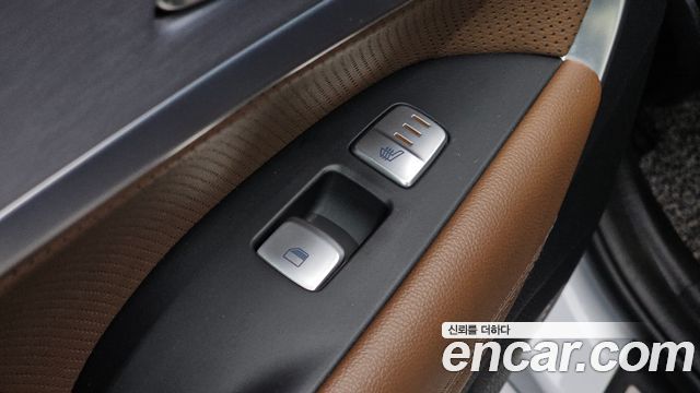 Genesis G70 2018 — photo 19
