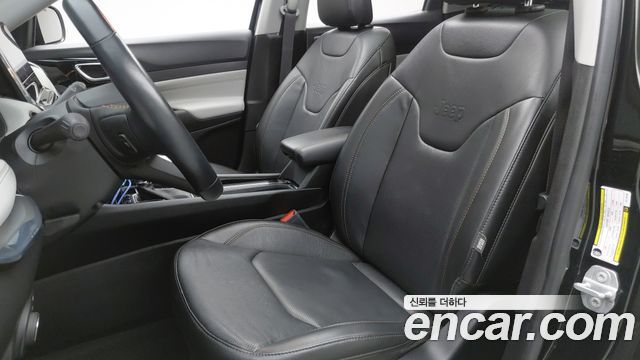 Jeep Compass 2022 — photo 15