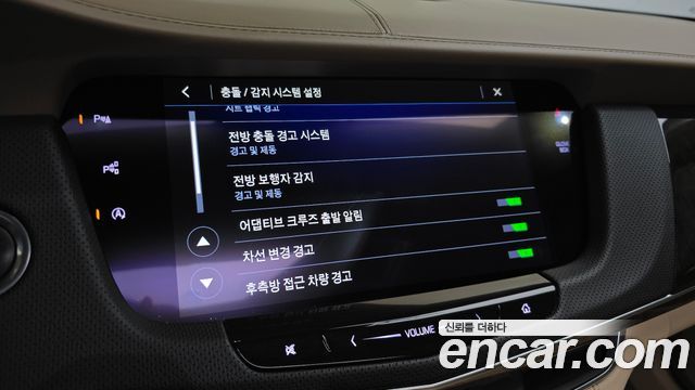 Cadillac CT6 2019 — photo 15