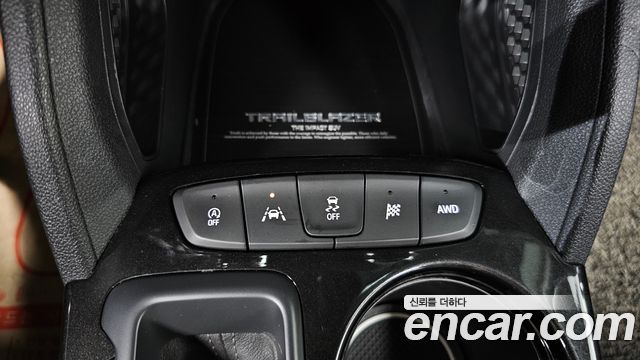 Chevrolet Korea Trailblazer 2021 — photo 24