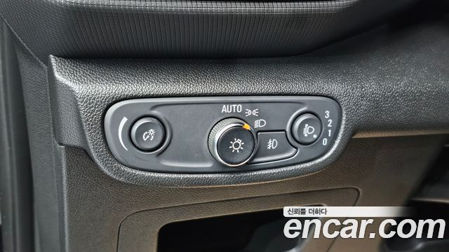 Chevrolet Korea Trailblazer 2021 — photo 25
