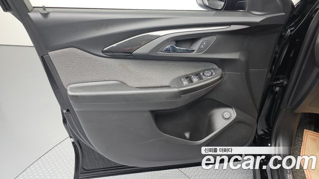 Chevrolet Korea Trailblazer 2021 — photo 14