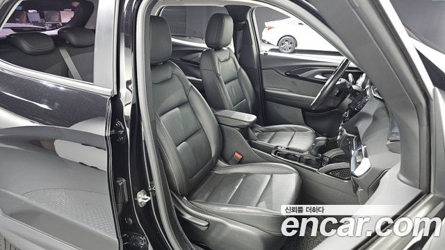 Chevrolet Korea Trailblazer 2021 — photo 16