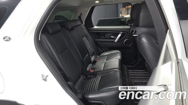 Land Rover Discovery Sport 2021 — photo 18