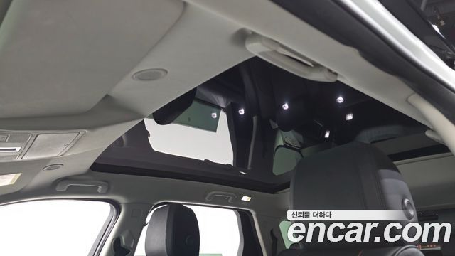 Land Rover Discovery Sport 2021 — photo 24