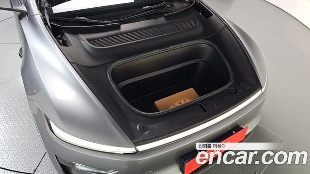 Tesla Model Y 2025 — photo 6