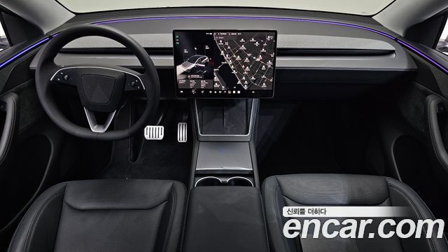 Tesla Model Y 2025 — photo 10